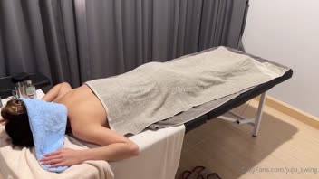 เย็ดหีเสียว เย็ดหีสด เย็ดสาวนมใหญ่ อ้าหีเย็ด หีเนียน